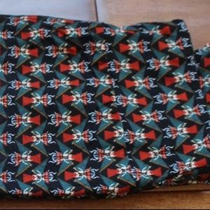 LuLaRoe One Size OS leggings, tiki